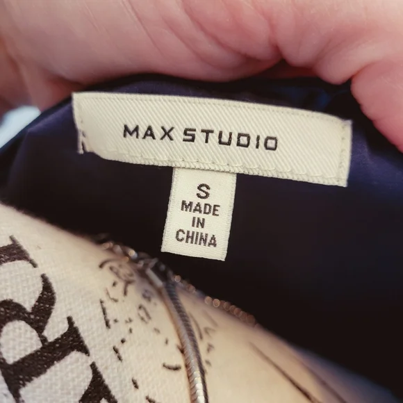 MAX STUDIO Beautiful Flowy Dress - Picture 6 of 7